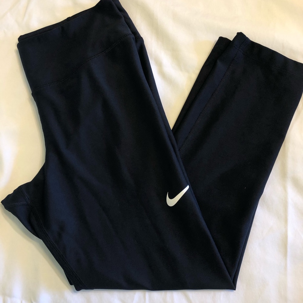 Women’s Nike dri-fit capris